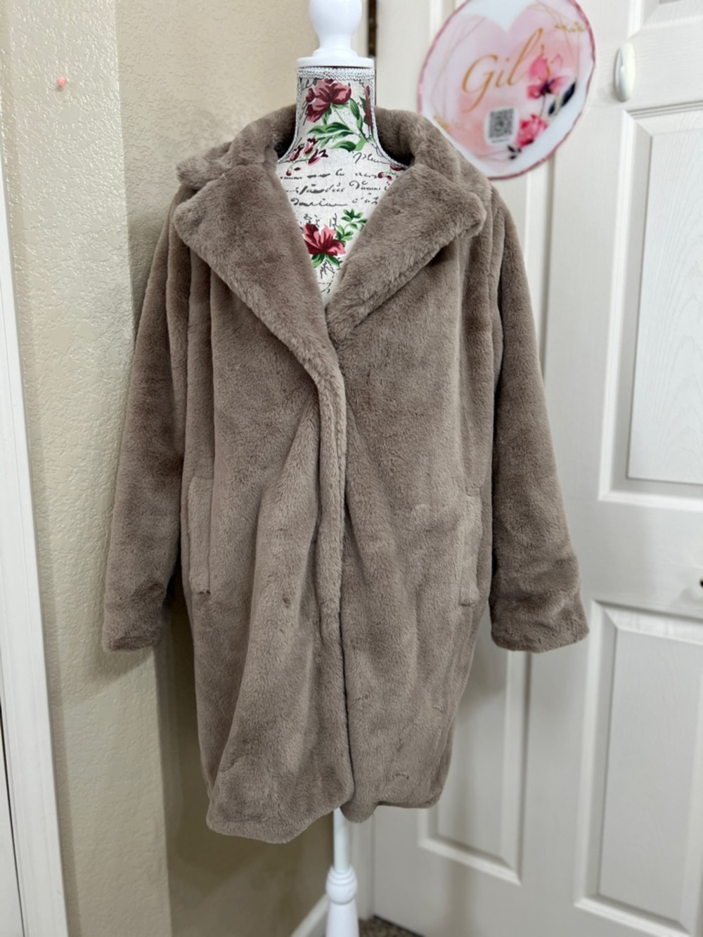 Stoosh Plush Teddy Jacket in Taupe